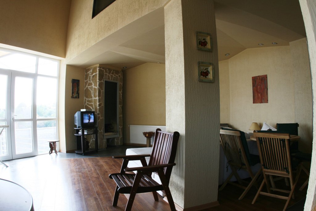 Villa in Tsavkisi, Georgia. (5)